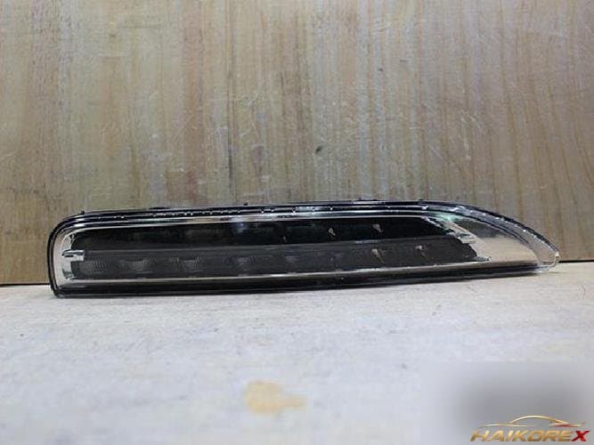 Porsche Cayenne 2012 — противотуманная фара правая (LED)