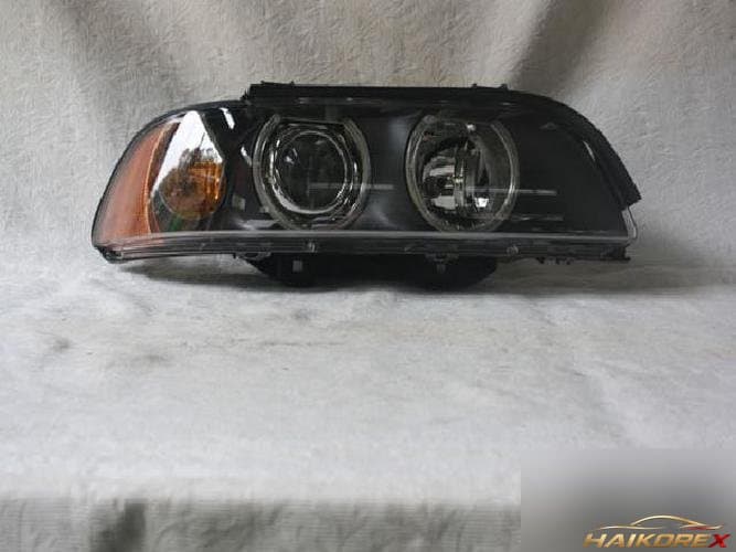 BMW 5 Series 2002 — фара правая