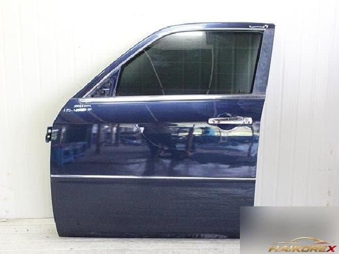 Chrysler 300 2006 — передняя дверь левая