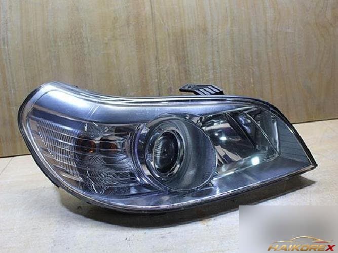 Daewoo Tosca 2007 — фара головного света правая 10 контактов