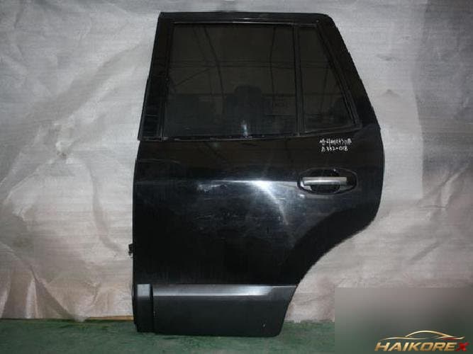 Hyundai Santa Fe 2001 — дверь задняя левая