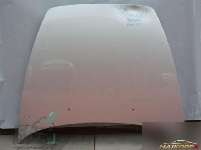 Volvo V50 2005 — капот