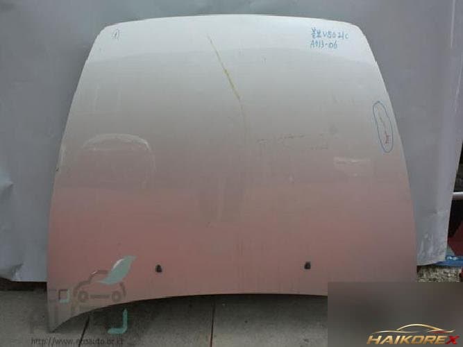 Volvo V50 2005 — капот