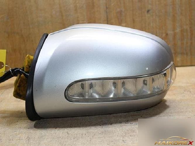 Mercedes-Benz S-Class 2005 — зеркало боковое левое A2208101716