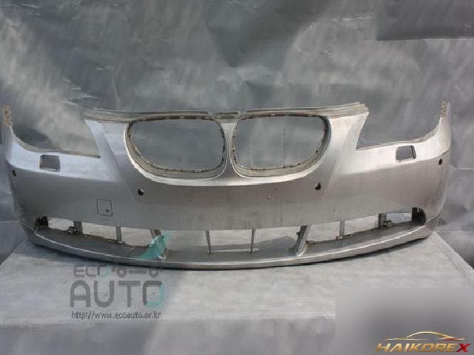 BMW 5 Series 2003 — передний бампер 51117033694