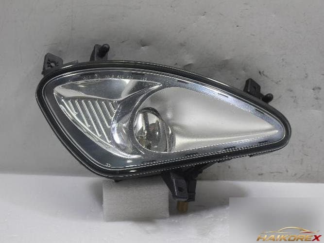 Mercedes-Benz S-Class 2006 — противотуманная фара правая A2218200256
