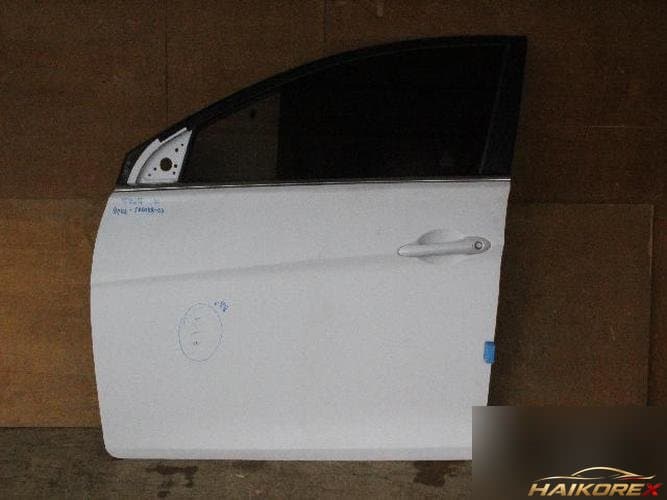 Hyundai Sonata 2010 — передняя дверь левая