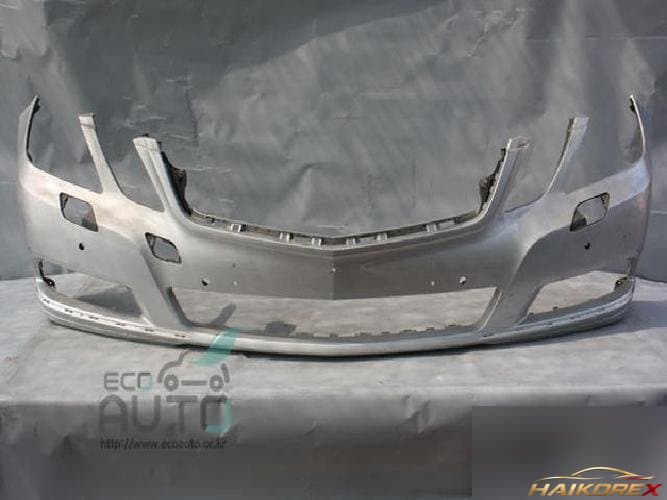 Mercedes-Benz E-Class 2009 — передний бампер A2128850025