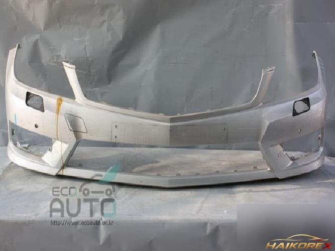 Mercedes-Benz C-Class 2012 — передний бампер A2048807847