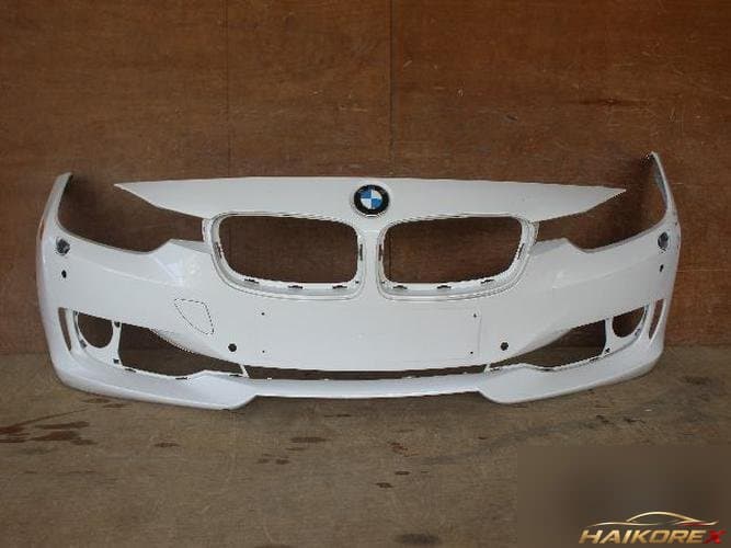 BMW 3 Series 2015 — передний бампер