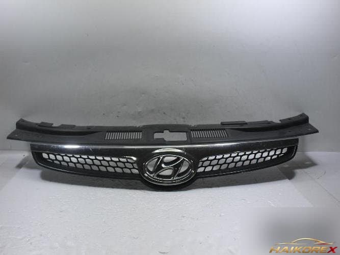 Hyundai i30 2009 — решётка радиатора 863512L000