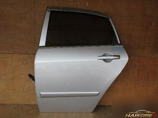 Renault SM5 2010 — задняя дверь левая