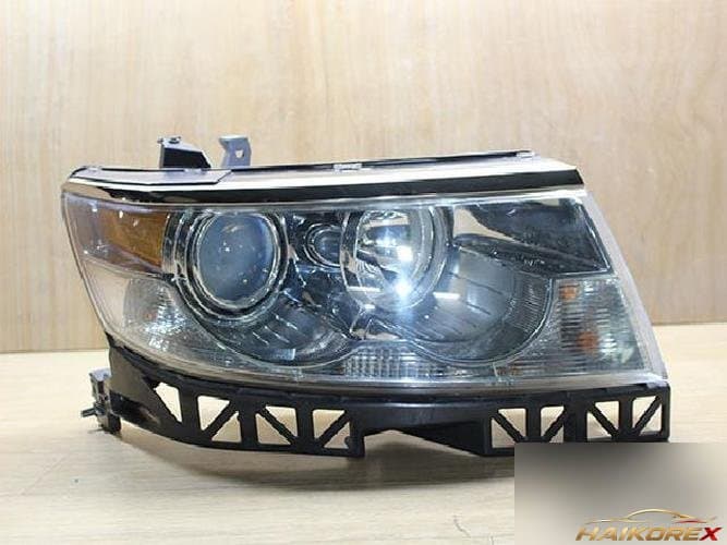 Ford MKZ 2008 — фара правая