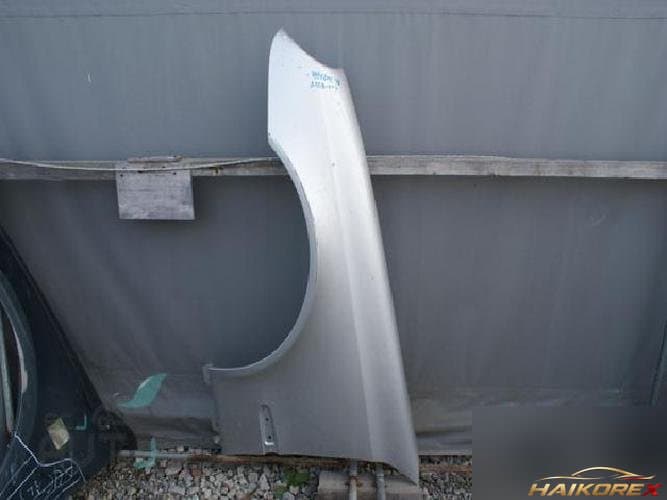 Mercedes-Benz E-класс 2009 — крыло левое