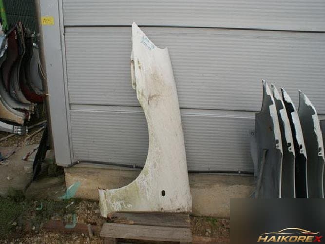 Daewoo Nubira 1998 — крыло левое