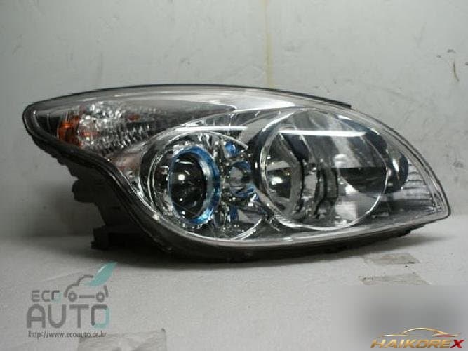 Hyundai i30 2008 — фара правая