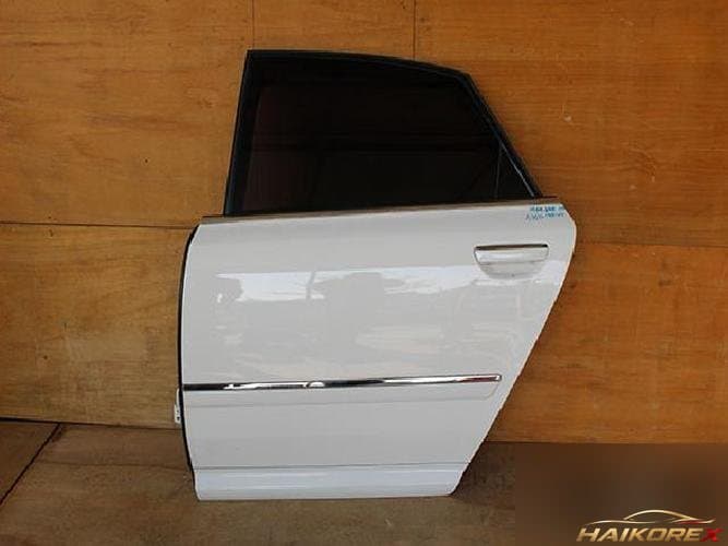 Audi A8 2008 — дверь задняя левая