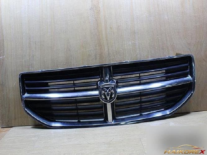 Dodge Caliber 2007 — решётка радиатора OYE69TRMAC