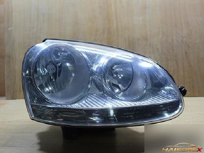 Volkswagen Jetta 2010 — фара правая 1K6941006P