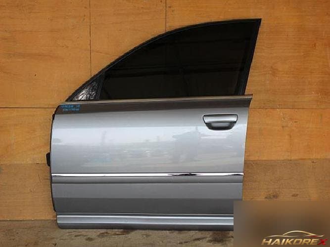 Audi A8 2007 — передняя дверь левая