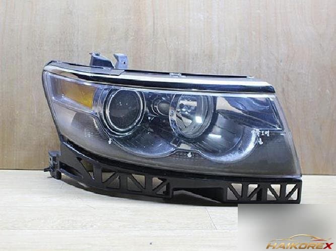 Ford MKZ 2009 — фара правая 1