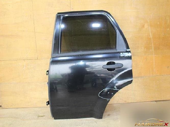 Ford Escape 2010 — дверь задняя левая
