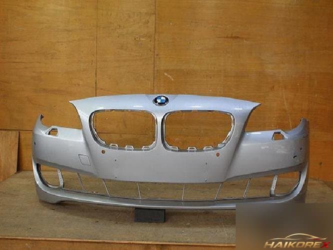 BMW 5 Series 2015 — передний бампер 51117200712