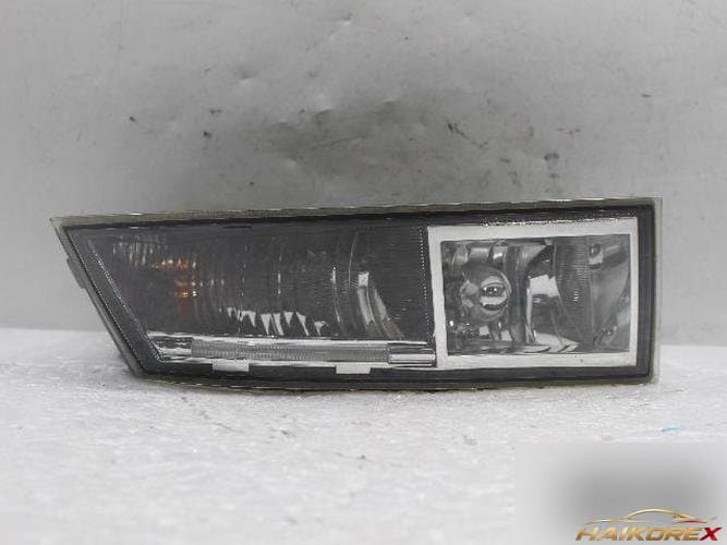 Cadillac Escalade 2007 — противотуманная фара правая (пассажирская)
