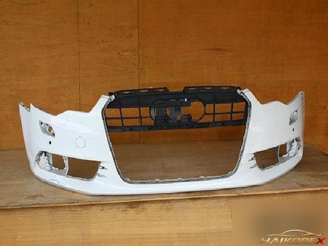Audi A6 2012 — бампер передний