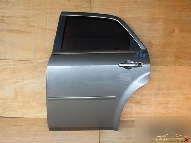 Chrysler 300 2006 — задняя дверь левая