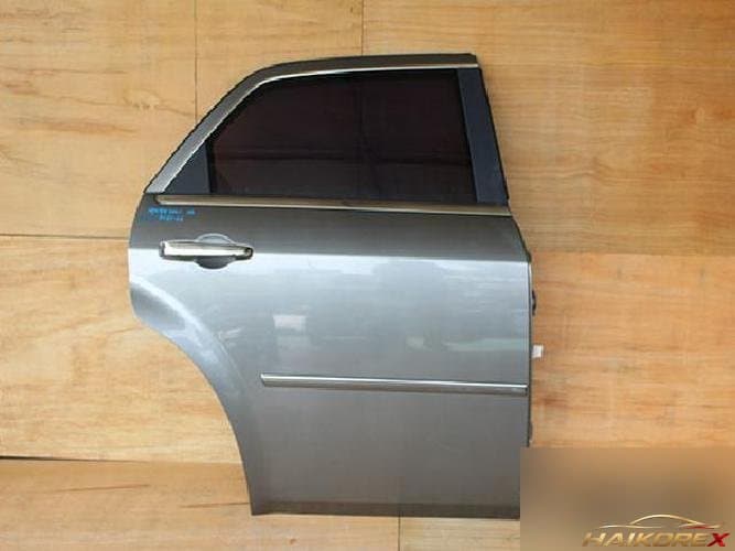 Chrysler 300 2006 — дверь задняя правая