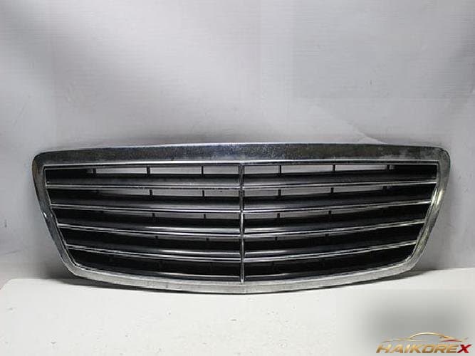 Mercedes-Benz S-Class 2004 — решетка радиатора A2208800583