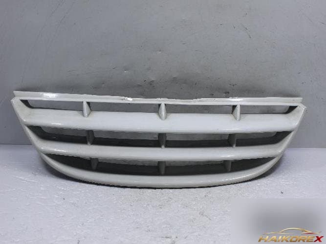 Kia Cerato 2005 — решетка радиатора 863502F010