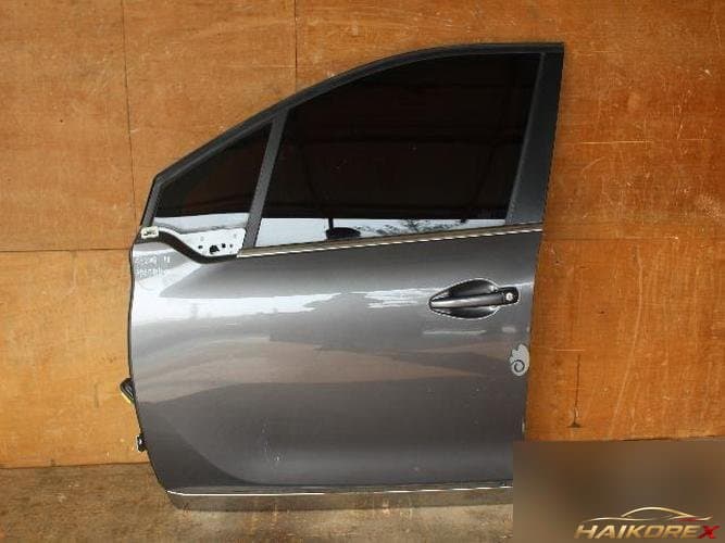 Peugeot 2008 2015 — передняя дверь левая