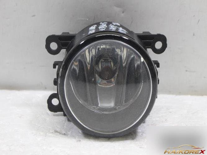 Renault SM5 2011 — противотуманная фара правая (8200074008)