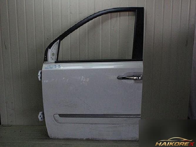 Kia Carnival 2012 — дверь передняя левая
