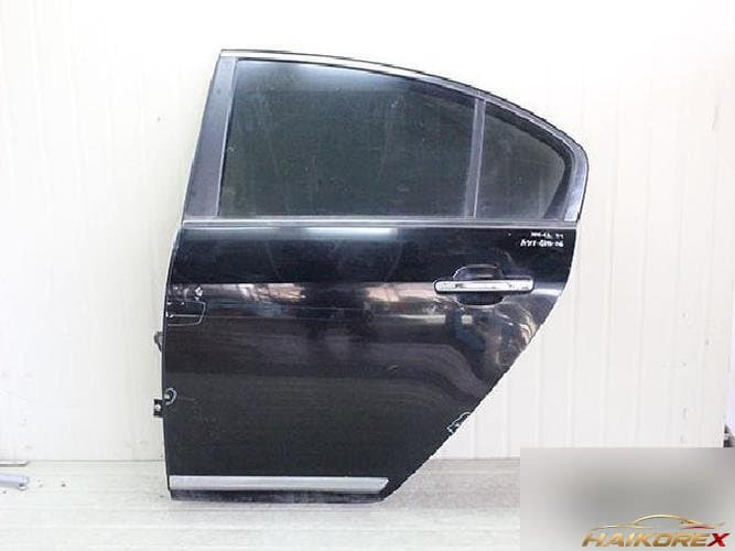 Hyundai Genesis 2009 — дверь задняя левая 1
