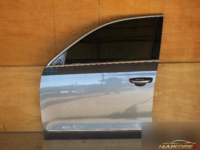 Volkswagen Passat 2014 — передняя дверь левая