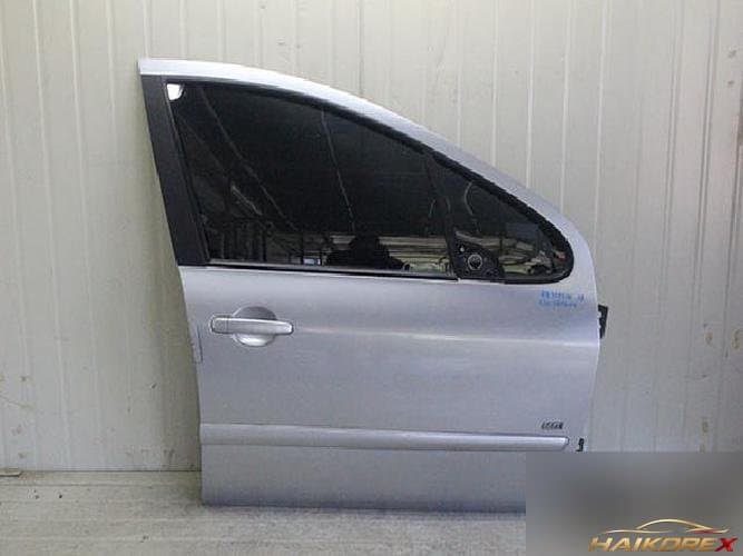 Peugeot 307 2006 — дверь передняя правая
