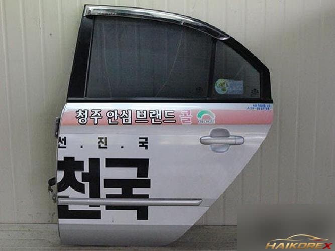Hyundai Sonata 2011 — задняя дверь левая