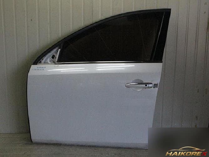 Renault SM5 2012 — передняя дверь левая