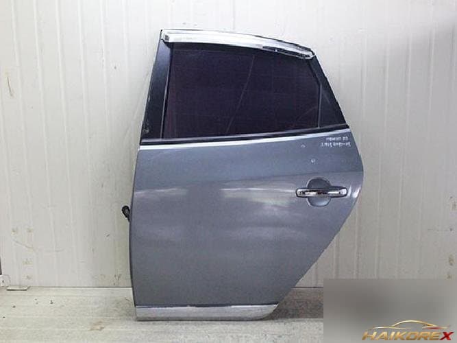 Hyundai Avante 2009 — задняя дверь левая