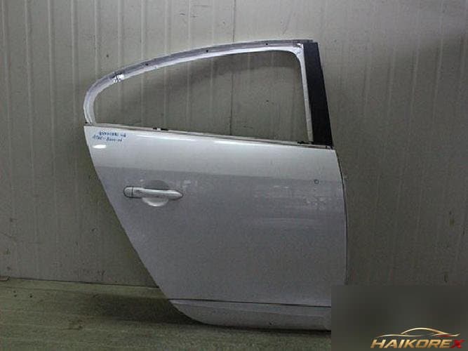 Renault SM3 2011 — дверь задняя правая