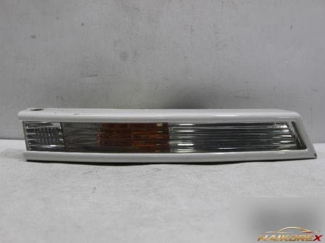Volkswagen Passat 2011 — повторитель поворота правый 3C0807718A