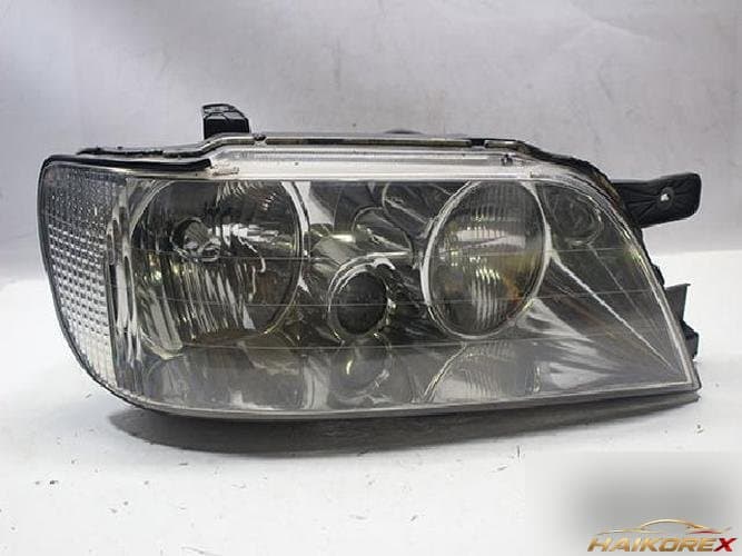 Hyundai Equus 2001 — фара передняя правая HID