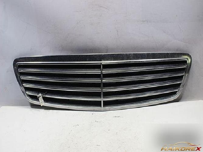 Mercedes-Benz S-Class 2001 — решётка радиатора