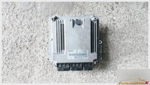 Модуль управления двигателем ECU 237100746R