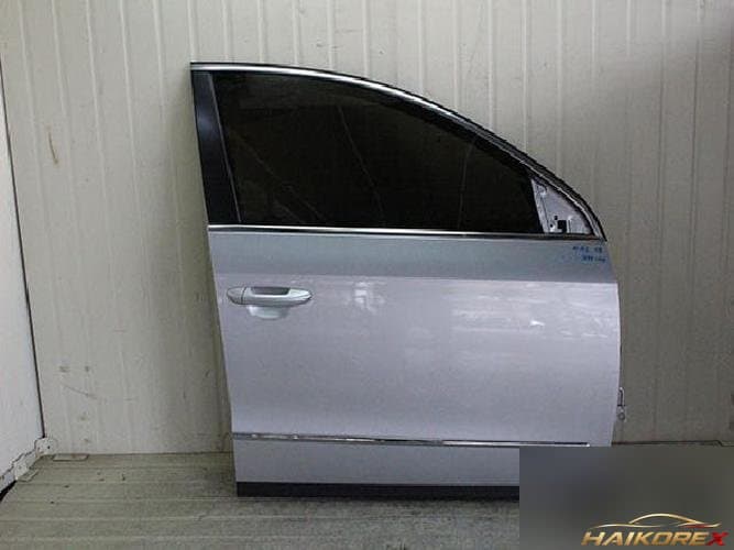 Volkswagen Passat 2007 — дверь передняя правая