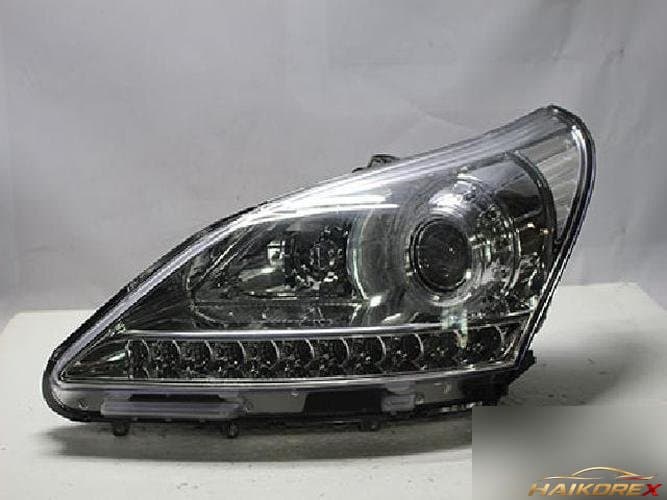Hyundai Equus 2010 — фара передняя левая