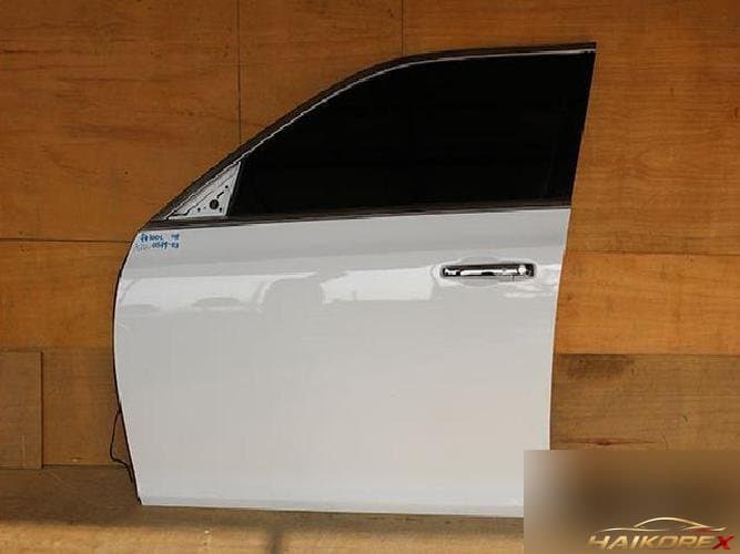 Chrysler 300 2011 — передняя дверь левая